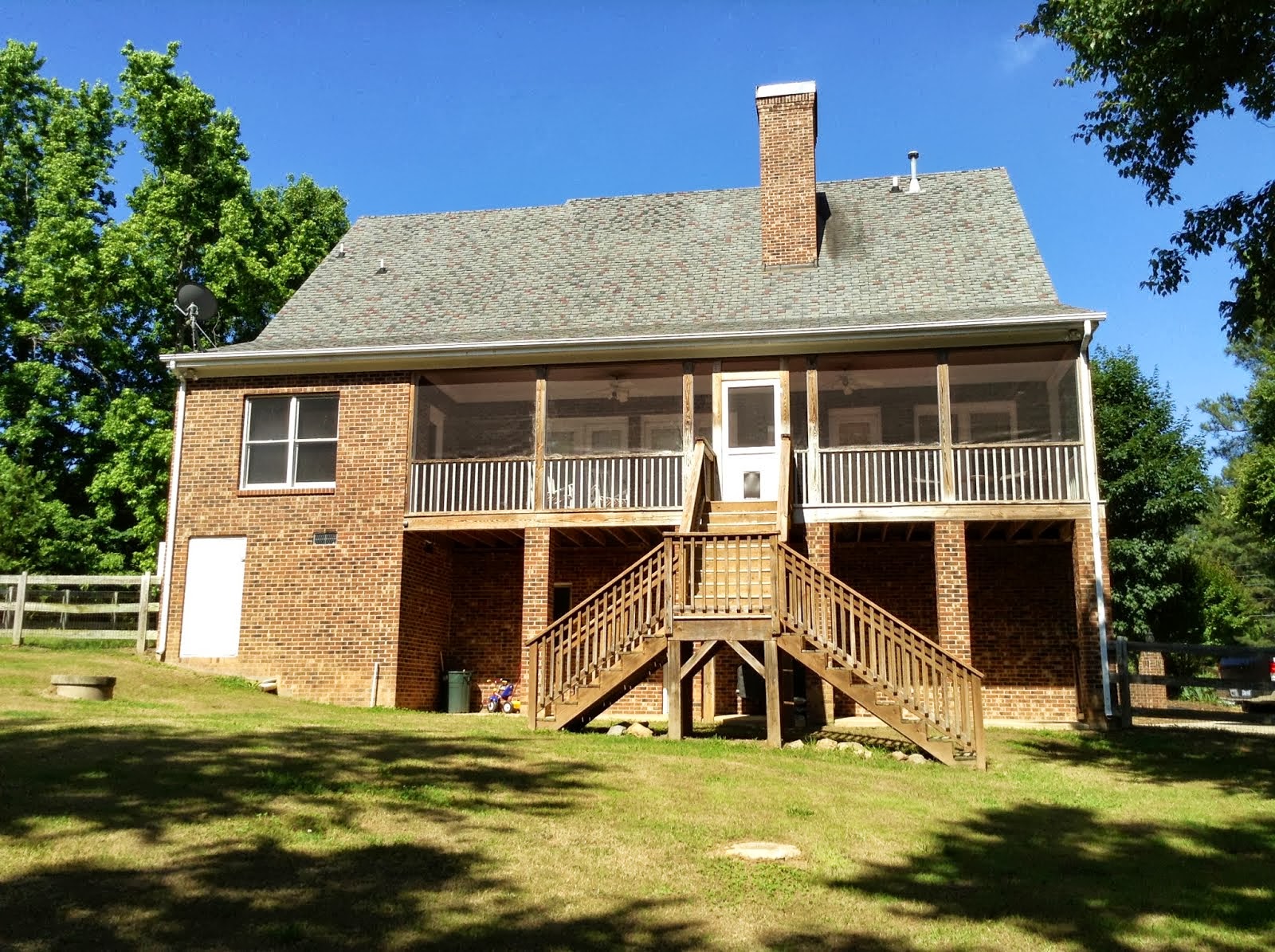1013 Sunset Meadows, Apex NC Waterfront Home