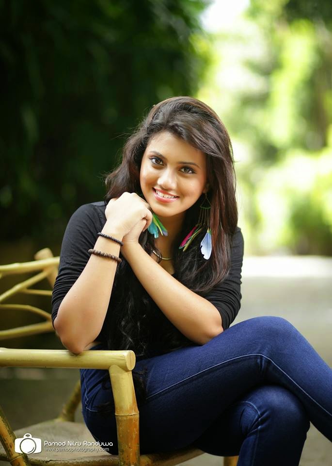 Shanudrie%2BPriyasad%2Blkcelebritygallery%2B(5).jpg