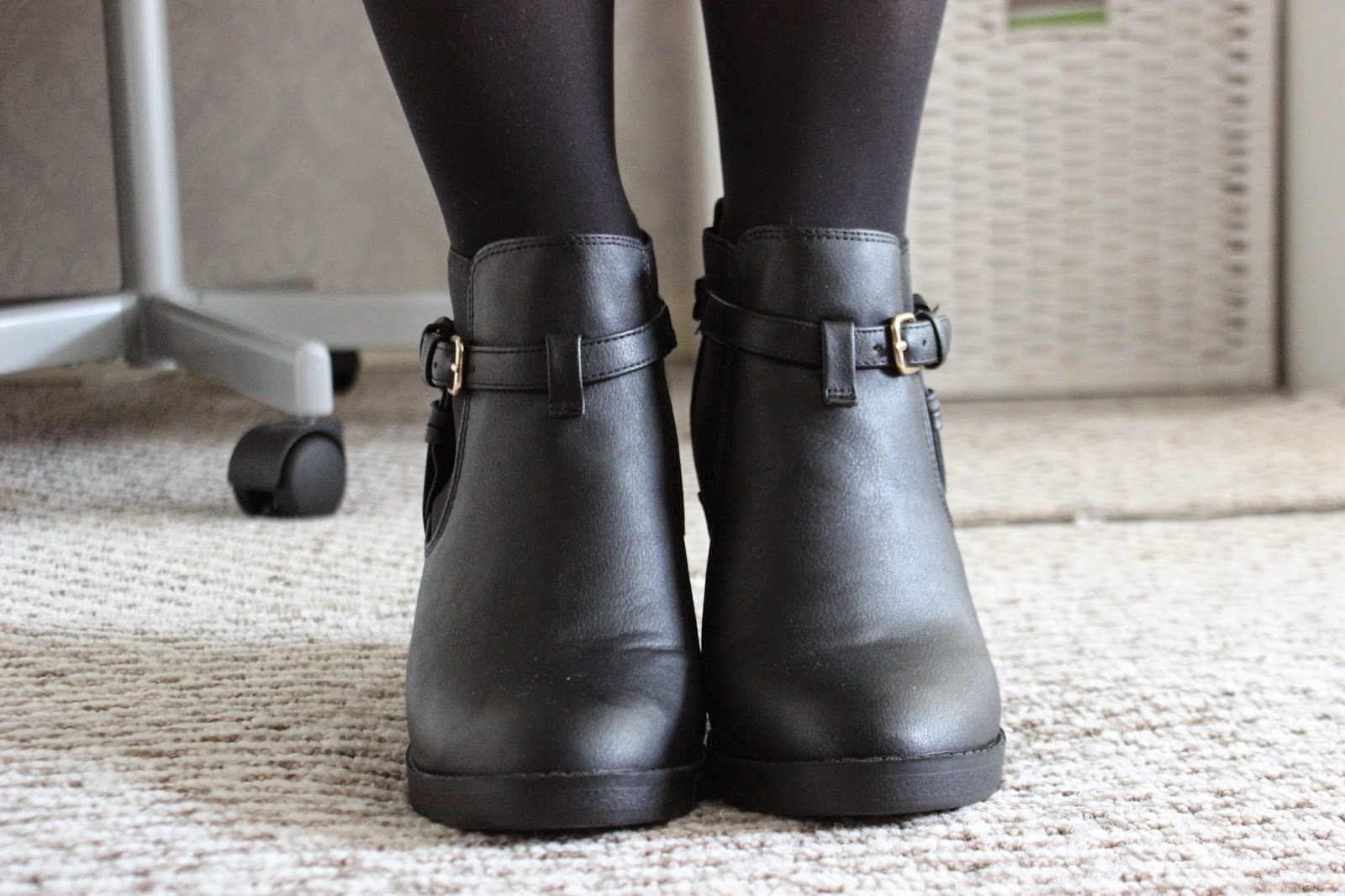 The Topshop Boot Dupe #FeelingFrugal | BRITISH BEAUTY ADDICT