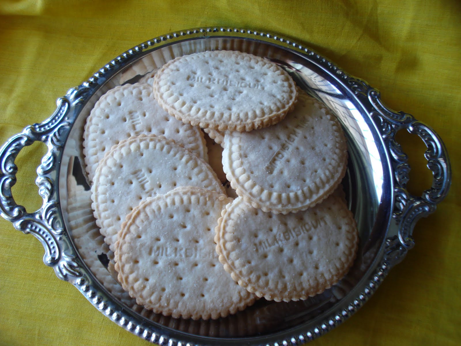 November 2011 Mimosas & Samosas