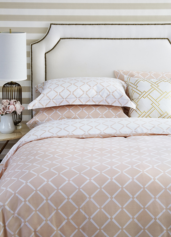 Spring Decor Refresh Q A With Samantha Pynn About Her New Simons Samantha Pynn For Maison Simons Lattice Blush Duvet Cover Set
