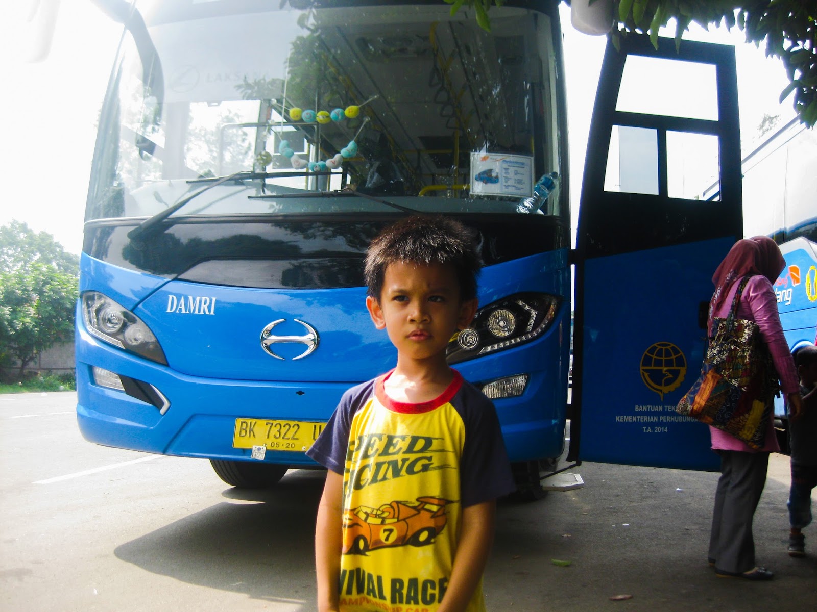 sweet experience to spend the weekend on the Bus Damri sweet experience to spend the weekend on the Bus Damri