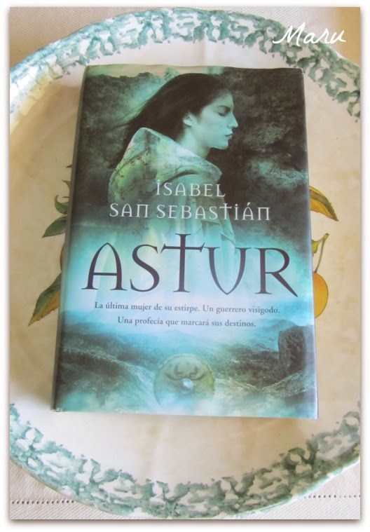 leyendo con Mar: La Astur de Isabel San Sebastian.