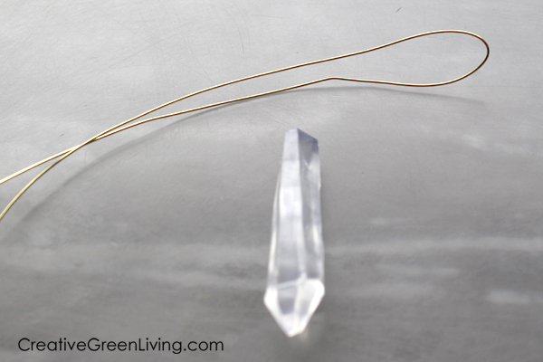 how to make a crystal necklace