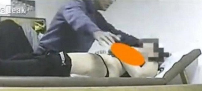 Σάλος με το βίντεο που δείχνει γιατρό να ασελγεί σε ασθενή και στη συνέχεια να σπάει στο ξύλο τηλεοπτικό συνεργείο [βίντεο] 