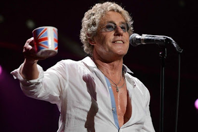 Roger Daltrey... the fuckin' rock star! Roger Daltrey... the fuckin' rock star!