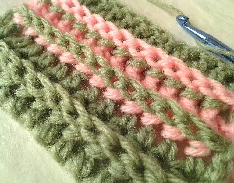 Tina's handicraft Make a Back Post Double Crochet Stitch