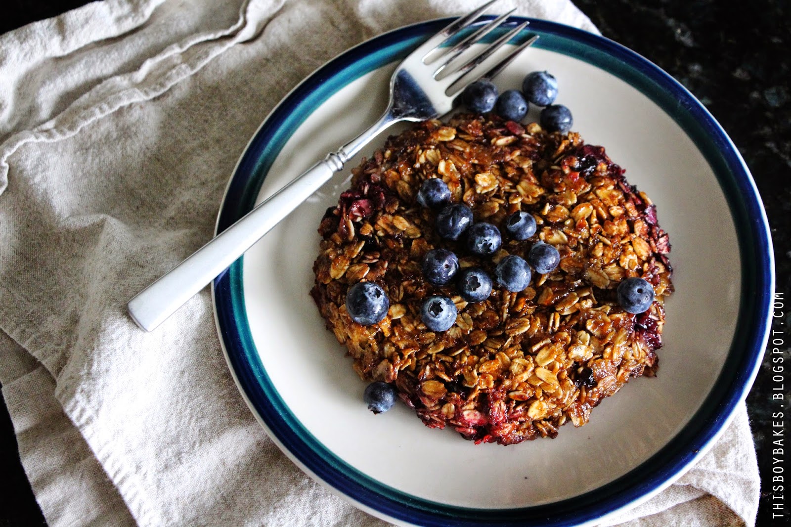 this boy bakes MICROWAVE BLUEBERRY BANANA OAT CAKE