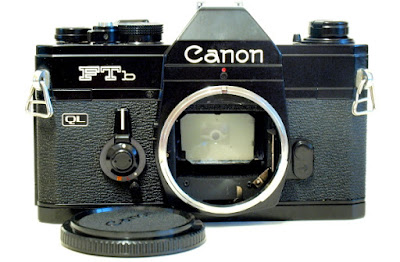 Canon FTb QL, Front