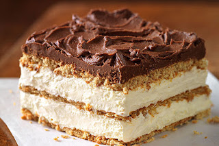 http://www.kraftrecipes.com/recipes/graham-cracker-eclair-cake-105225.aspx