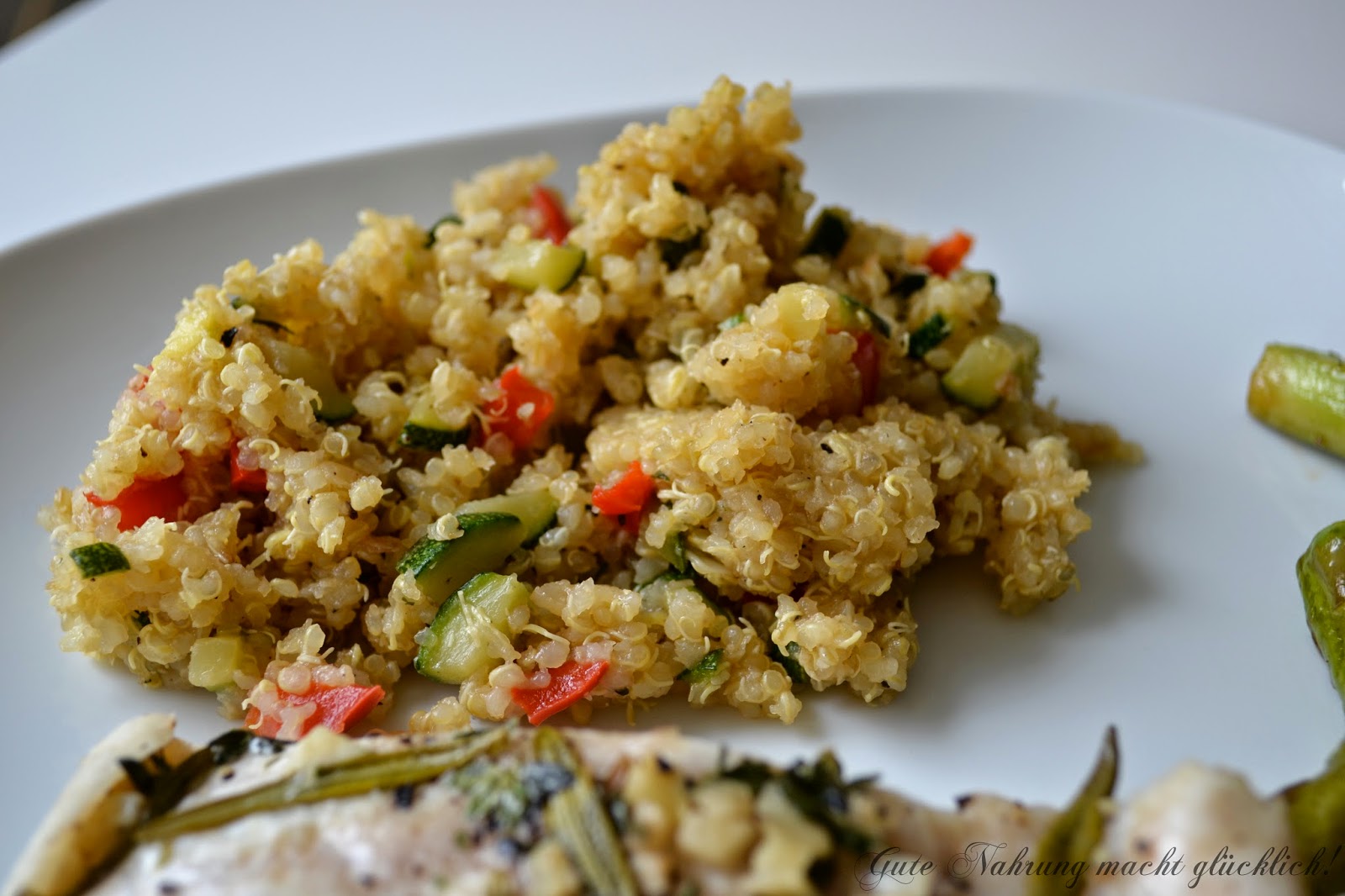 Gute Nahrung macht glücklich : Quinoa mit mediteranem Gemüse