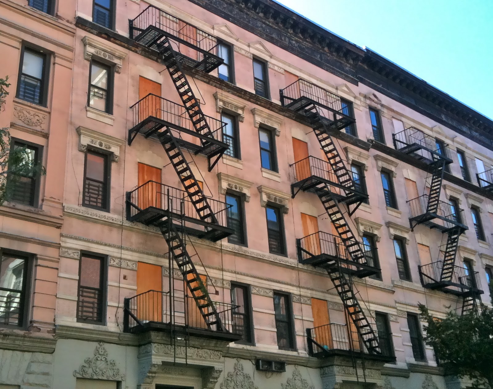 H A R L E M + B E S P O K E ☞ READ for Randolph Houses