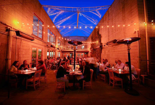 Best San Francisco Wedding Venues foreign cinema sf Best San Francisco Wedding Venues foreign cinema sf