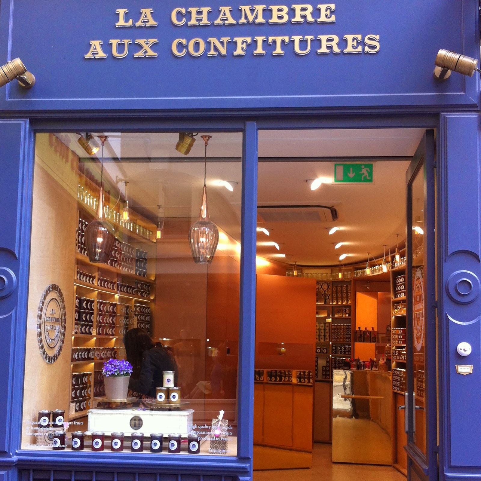 La Chambre Aux Confitures Rue Des Martyrs Depuis 1964...: La chambre aux confitures