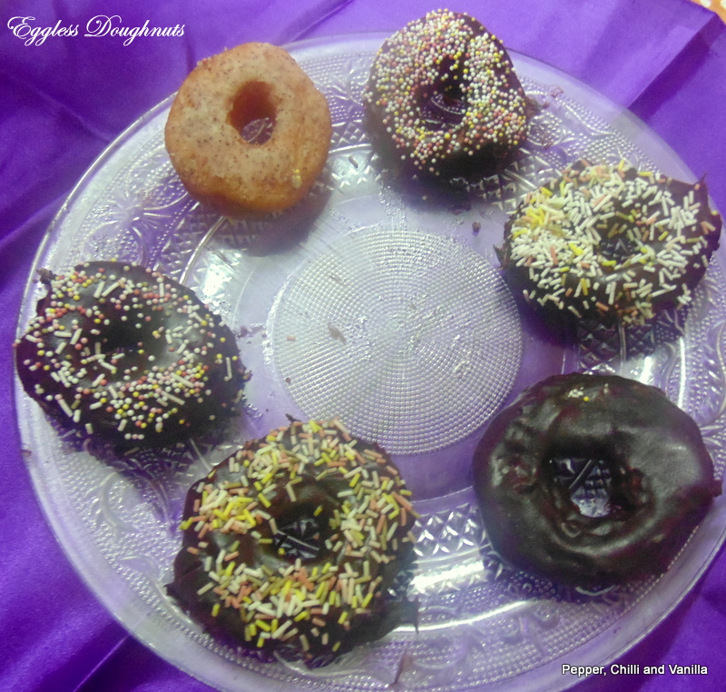 Eggless Doughnuts Recipe/Glazed Donuts Recipe Pepper, Chilli and Vanilla