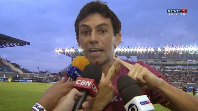 Berna, Macaé e Ferj acusam invasão de vestiário por torcida do Flamengo