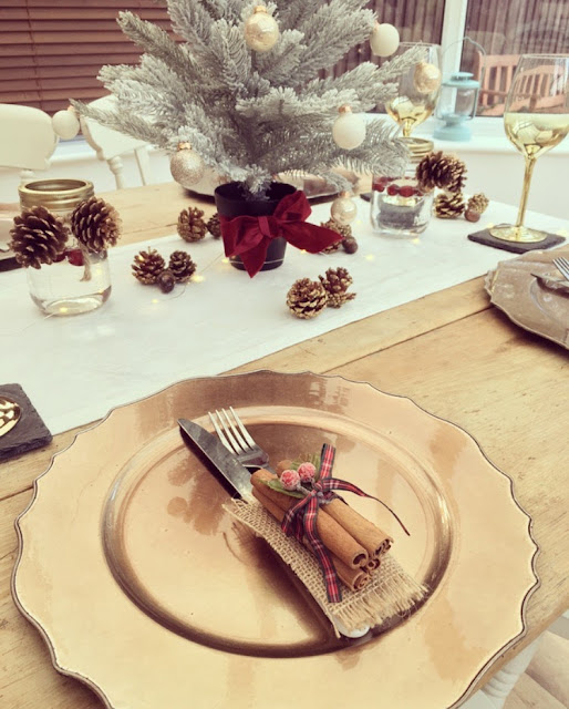 Gold Christmas place setting