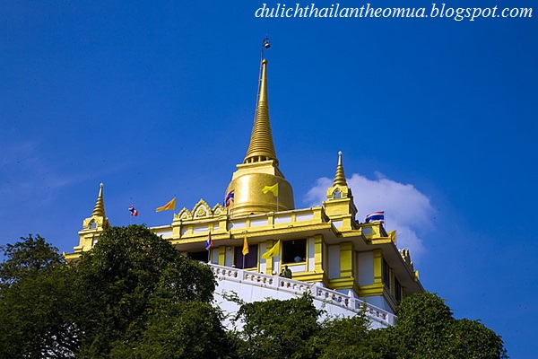 chua-Wat-Ratchanaddaram-2.jpg