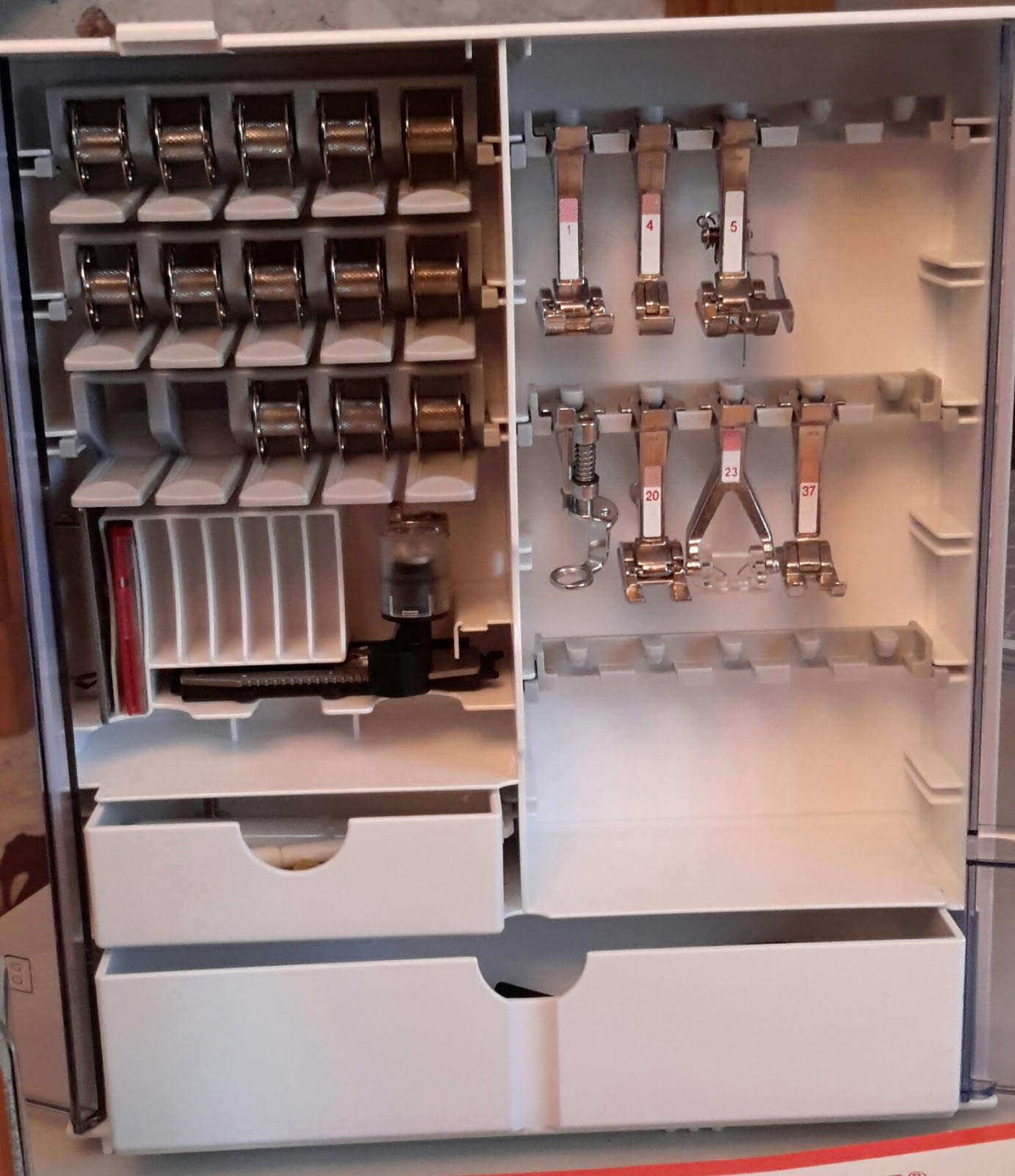 A Little Bit of Heaven... Bernina 440 QE Aurora Sewing Machine