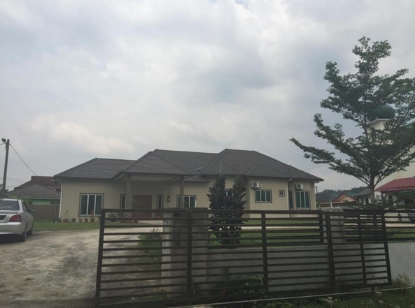 Rahsia bagaimana seorang kerani seumur hidup boleh memiliki rumah semewah ini Rahsia bagaimana seorang kerani seumur hidup boleh memiliki rumah semewah ini