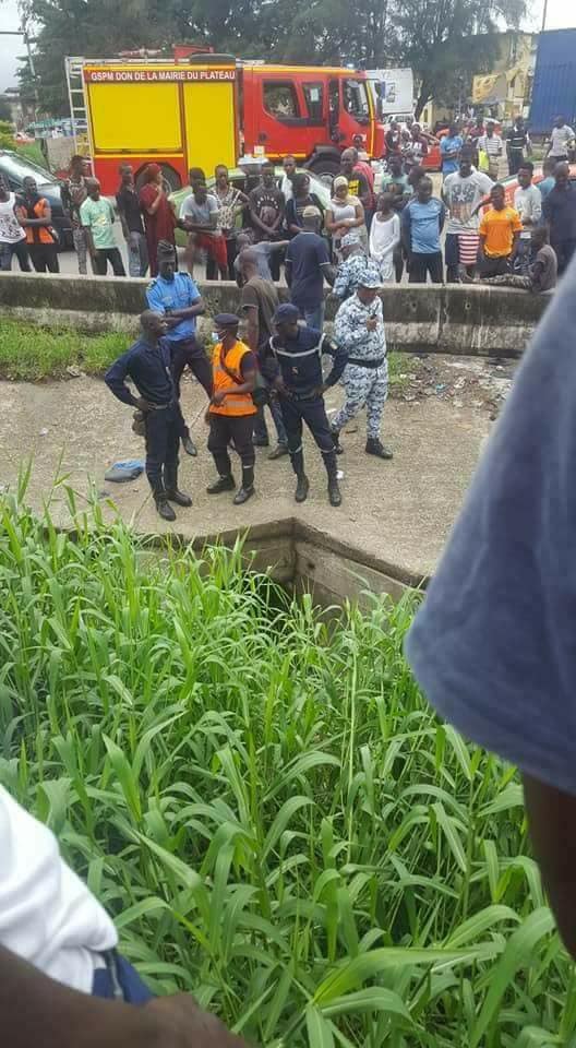 See Photos Policemen Disappointed As Thief Escapes Through Gutter After Hot Pursuit See Photos Policemen Disappointed As Thief Escapes Through Gutter After Hot Pursuit