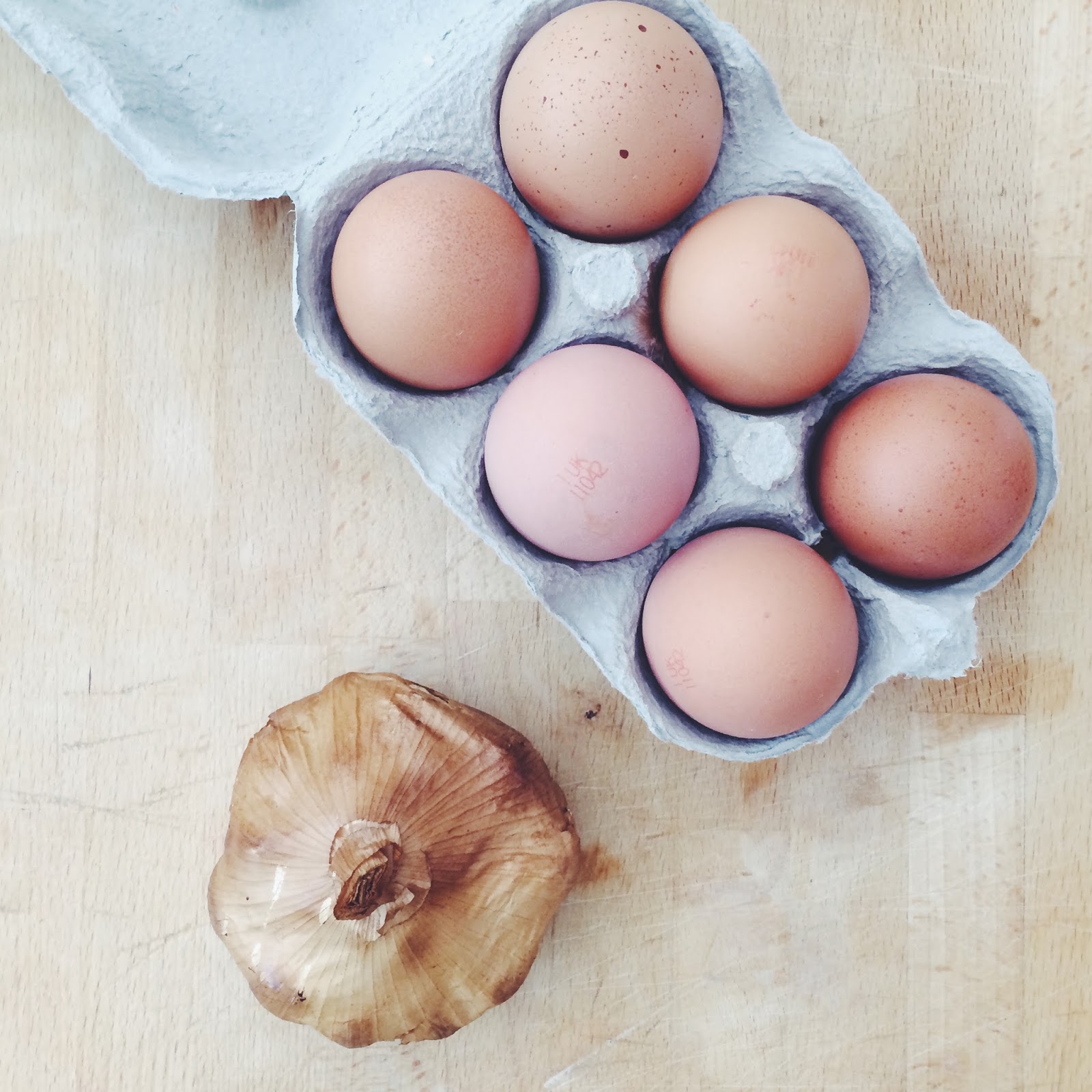 Dalry Rose blog, organic eggs, smoked garlic, what makes a house a home