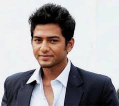 Unmukt Chand Family Wife Son Daughter Father Mother Age Height Biography Profile Wedding Photos