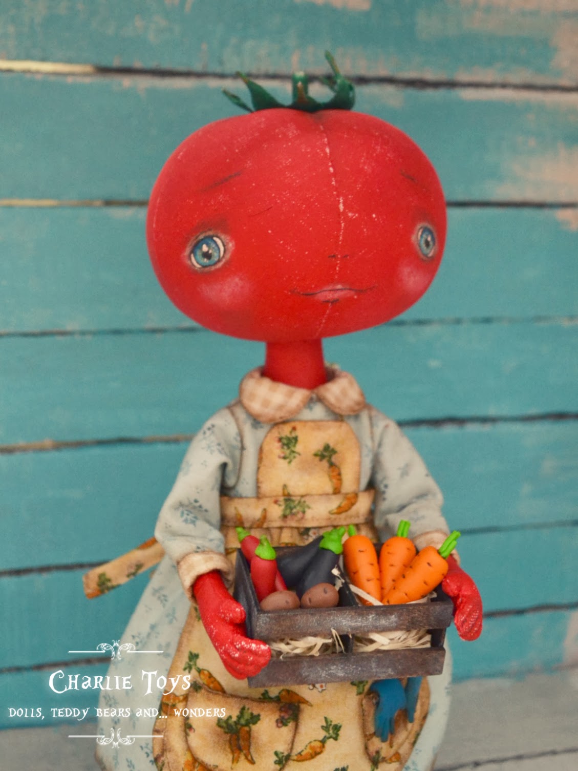 Урожайность томата кукла. Помидоры куколка. Веселый помидор кукла. Помидор кукла Маша.
