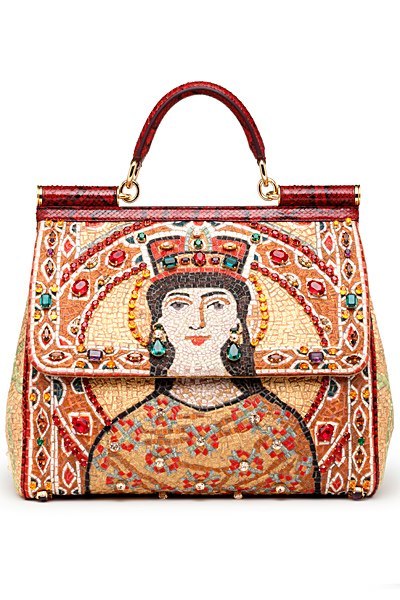 Passion for fashion: Dolce & Gabbana Handbags for Fall/Winter 2015