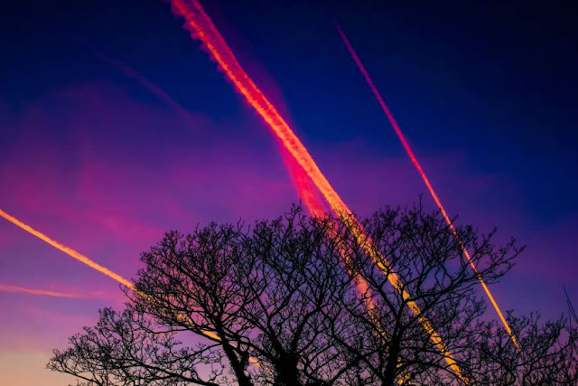 Chemtrail: a teoria sobre os rastros deixados por aviões Elfandarilha