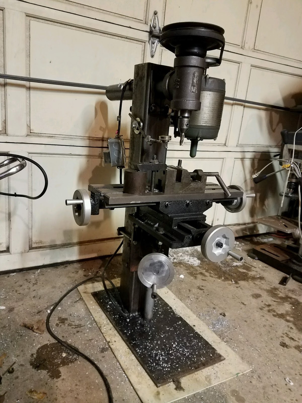 Maniac Mechanics: Homemade Milling Machine