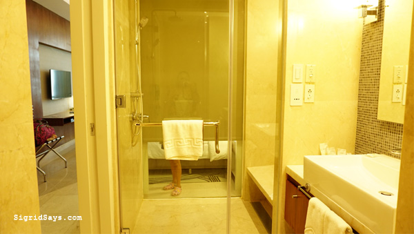 Richmonde Hotel Iloilo - Iloilo hotel - family travel - Philippines 