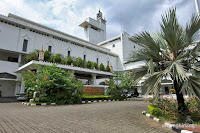 kantor gubernur jawa timur