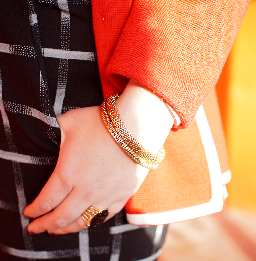 Gold Jewellery Frankly Ms Shankly, Edinburgh Blogger, red head, charity shop, H &M, New Look, Primark, vintage cardigan, Galentine's Day, red heart balloon, Valentine's style, Galentine's style, gold bracelet, ring