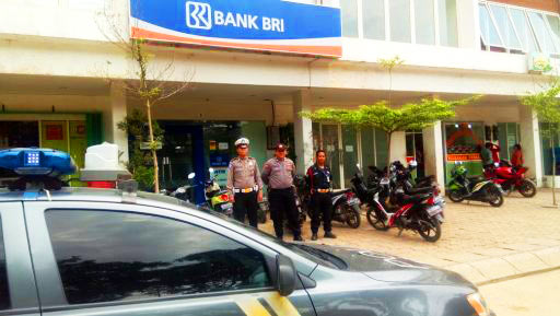 Patroli Mobile Gabungan Unit Sabhara dan Lantas Polsek Tarumajaya Patroli Mobile Gabungan Unit Sabhara dan Lantas Polsek Tarumajaya