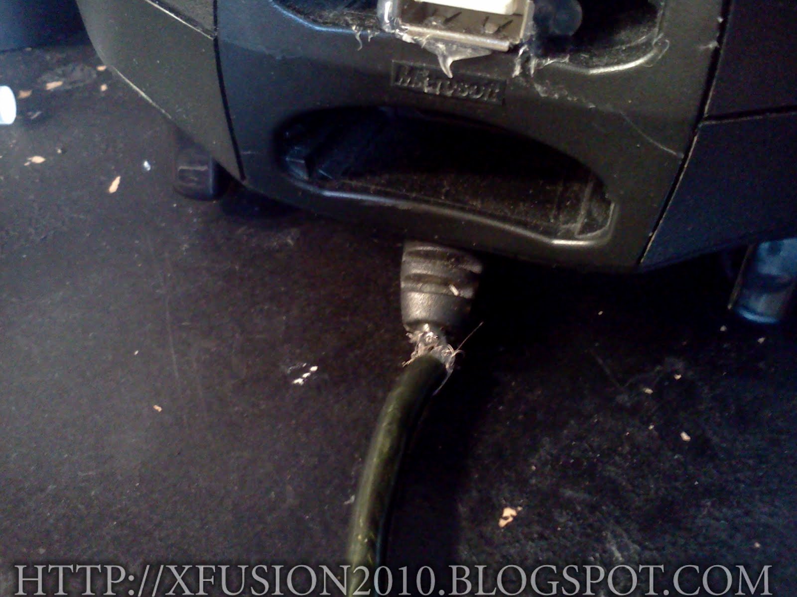 TUTORIAL Repair A Frayed Controller Cable! xbox m0dz