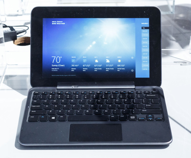 Dell XPS 10 Tablet Windows RT dengan keyboard yang bisa dilepas Media