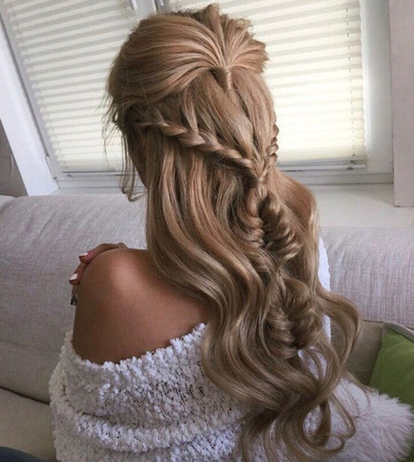 Brautfrisuren für deine Sommer-Hochzeit