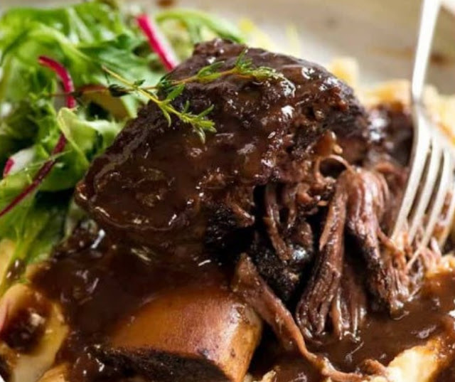 Braised Beef Short Ribs In Red Wine Sauce