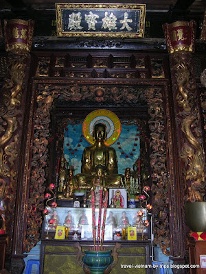 Vinh Trang pagoda My Tho - Worship place