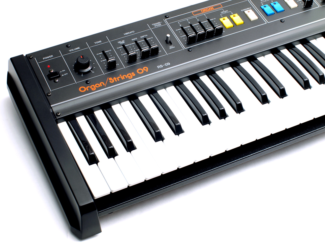 MATRIXSYNTH ROLAND RS09 Organ Strings Synthesizer V3 SN 988451