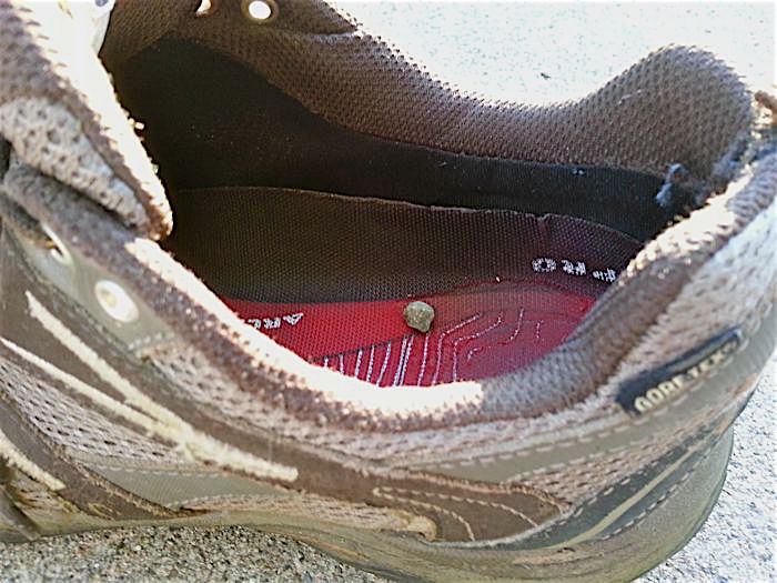 beach shoes for pebbles