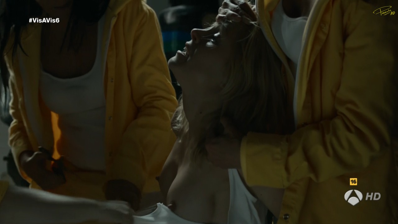 HD-MaggieCivantos-VisAVis-150528_01_09.jpg