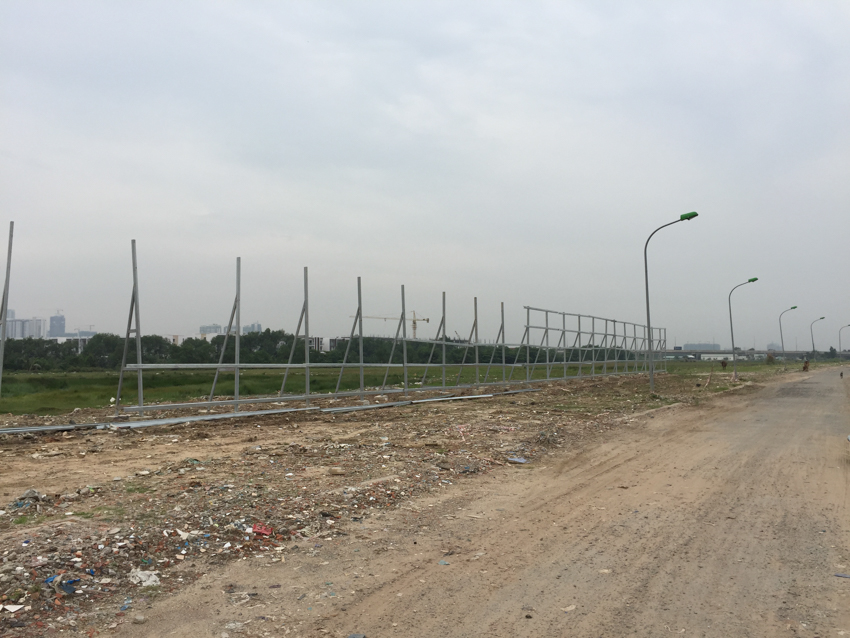 Dựng hàng rào quanh dự án can ho gem riverside