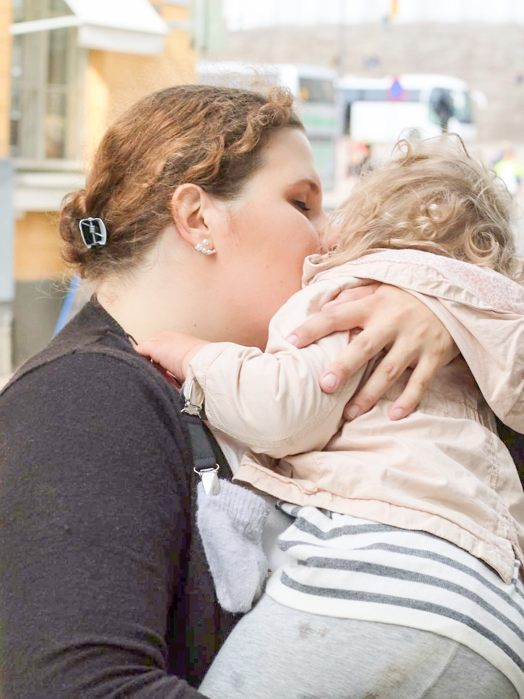 Aloitin juuri dating tyttö ja se on hänen syntymä päivänsädating yksin katsella verkossa