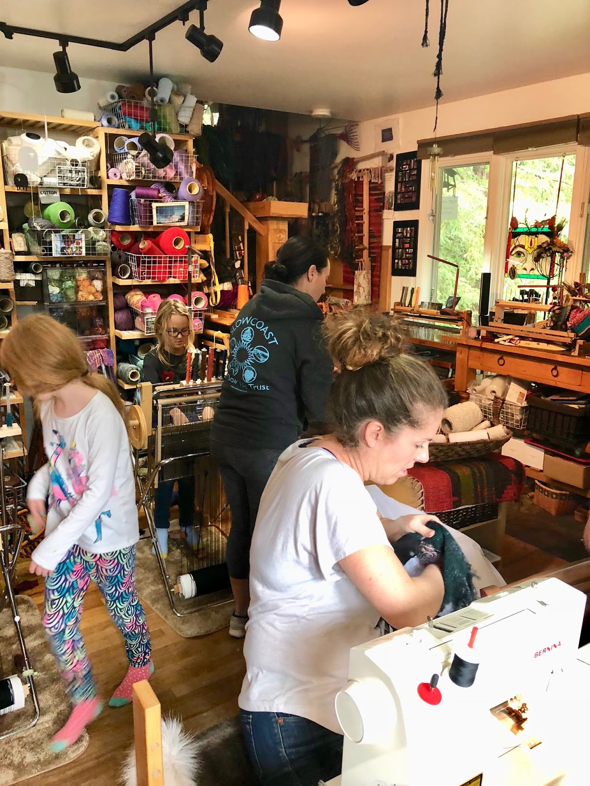 CENTERING WITH FIBER Saori Santa Cruz Mom's and kid's weave and sew