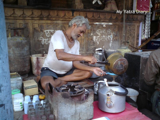 Flavors of Mathura: Lal Peda, Kachori, Samosa, etc (Where to Eat in Mathura)