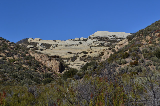 glimps of white rocks and cliffs