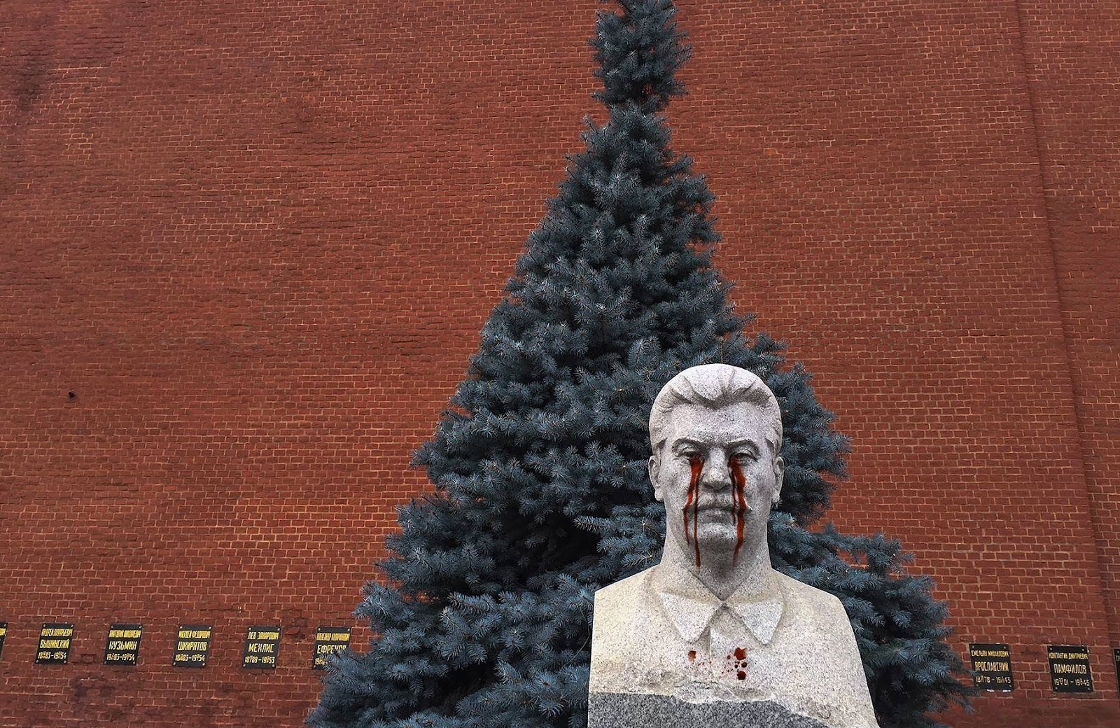 Памятник Ленину в Москве на красной площади