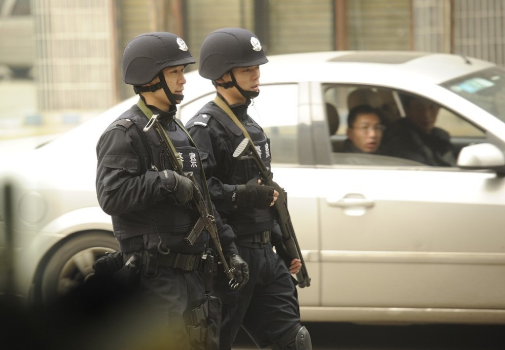 Chinese People's Armed Police Force (CAPF) Units in Chengdu | Global ...